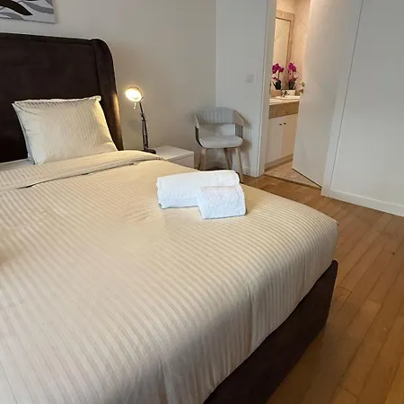 3br Emerald Expo Апартаменти *